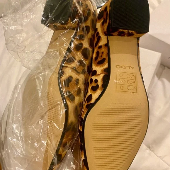 ALDO Vigoma Leopard Print Loafers size 7.5M - Picture 3 of 4